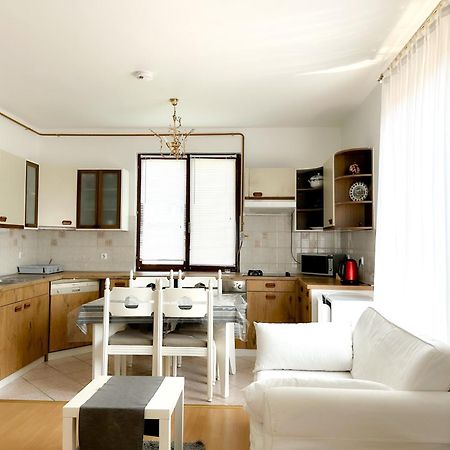 Apartments Diva SJJ Esterno foto